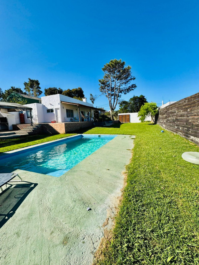 Casa en Alquiler Anual y Venta, Balneario Buenos Aires
