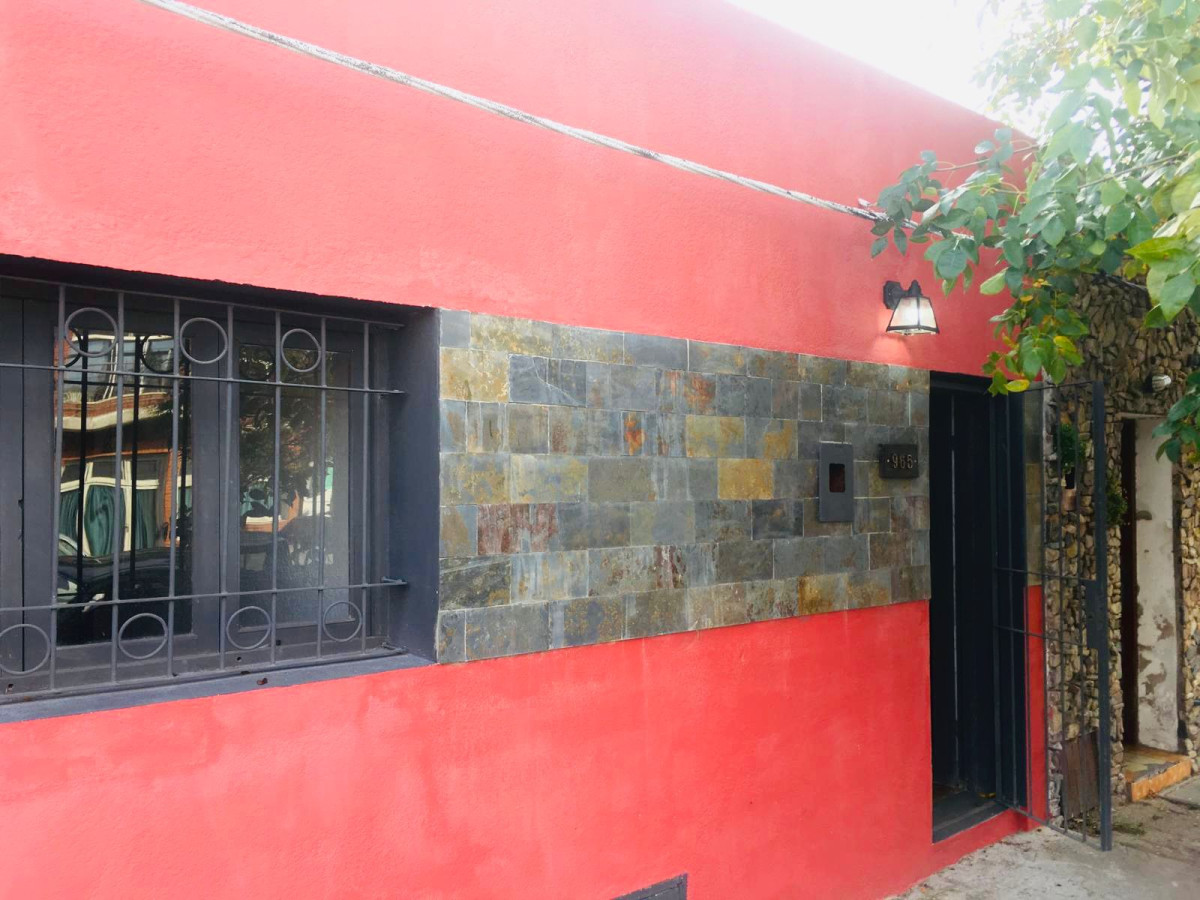 Casa de 2 dormitorios en Venta, en San Carlos