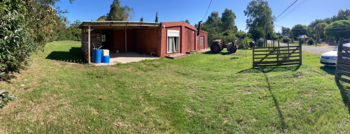 Casa en venta con Terreno de 2000m en zona Quinta de Medina