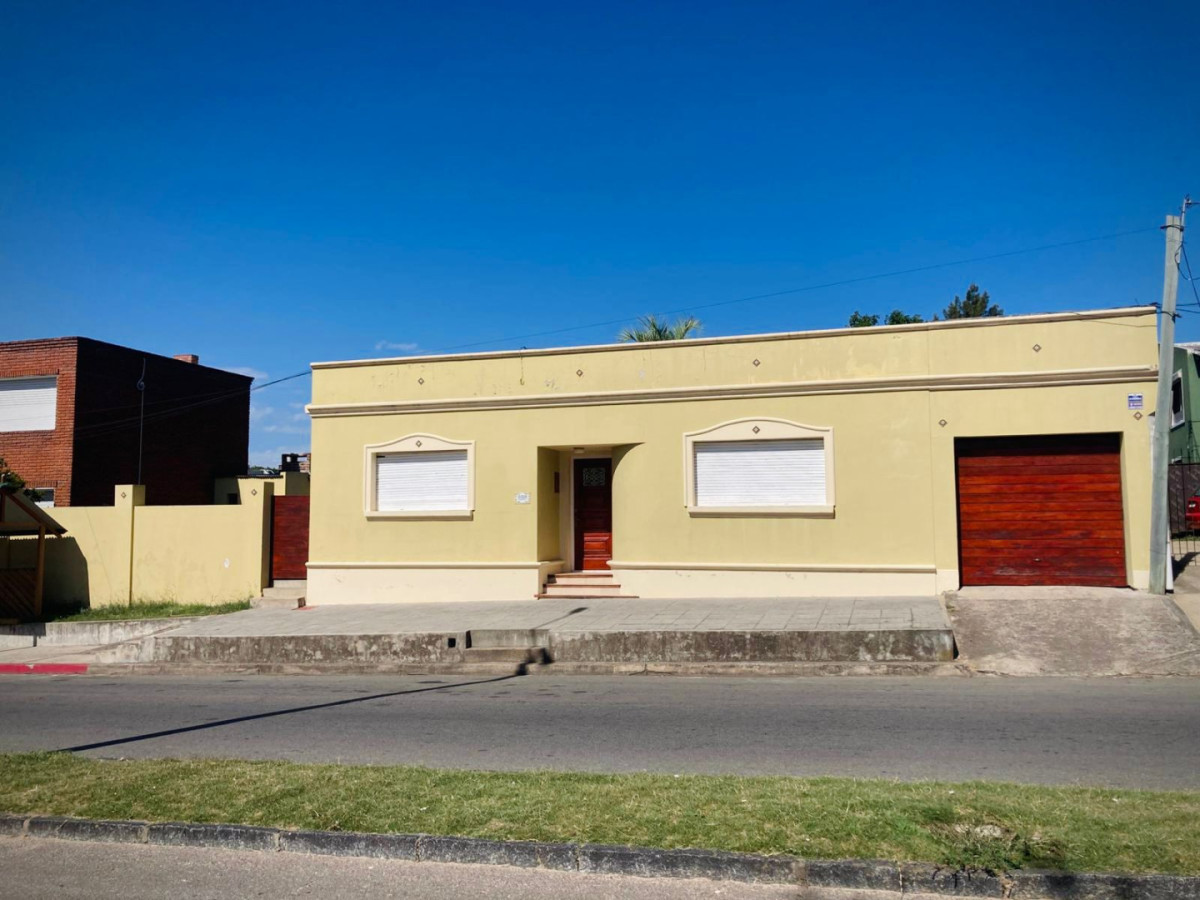 Amplia Casa en Venta, en San Carlos