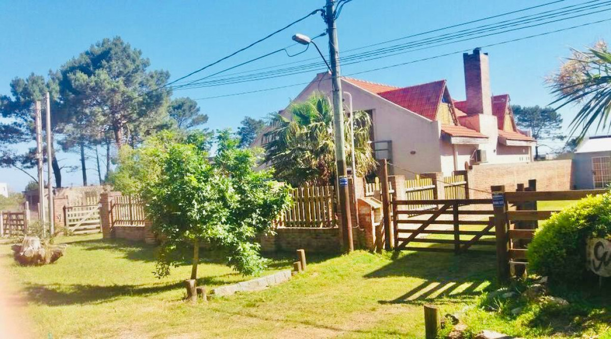 Casa en Alquiler Anual, Balneario Buenos Aires