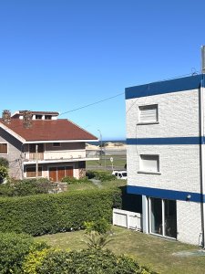 Venta apartamento en La Pastora, balcón y garage!