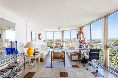 Apartamento en primera línea al mar, en Brava - 2 dormitorios 