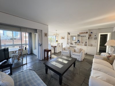 APARTAMENTO EN PENÍNSULA EN VENTA Y ALQUILER DE TEMPORADA 