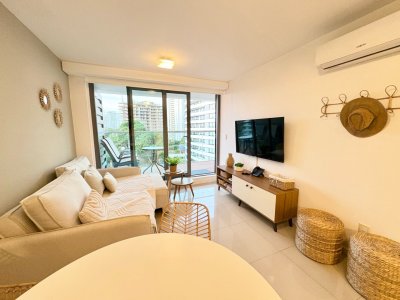 Apartamento en ALQUILER de temporada  - Punta del Este 