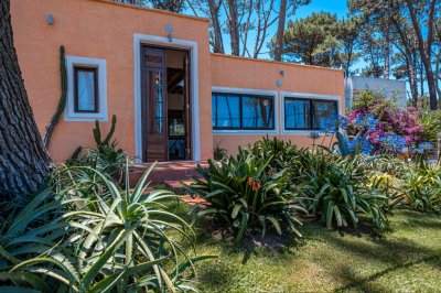 CASA A PASOS DEL MAR 