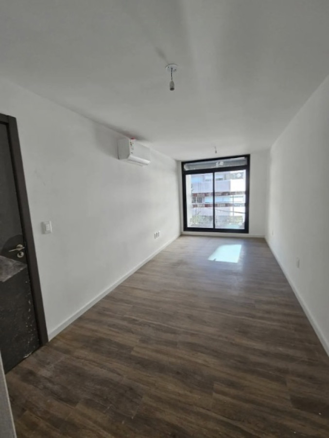En el corazon de Montevideo - Venta Ap.Centro Monoambiente CON RENTA Ley VIS 