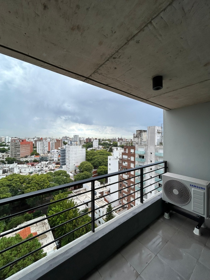 Donde la ciudad vibra - Venta Ap.Punta Carretas Monoambiente Terraza Garage Amenities piso alto 