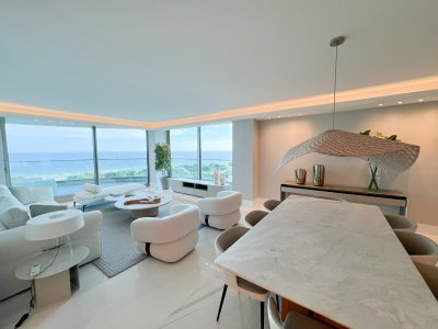 Apartamento de 4 dormitorios en suite en primera linea a la mansa.