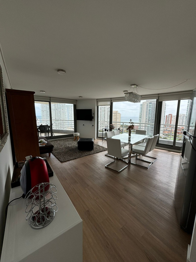 Apartamento de 2 dormitorios en las primeras paradas de la mansa