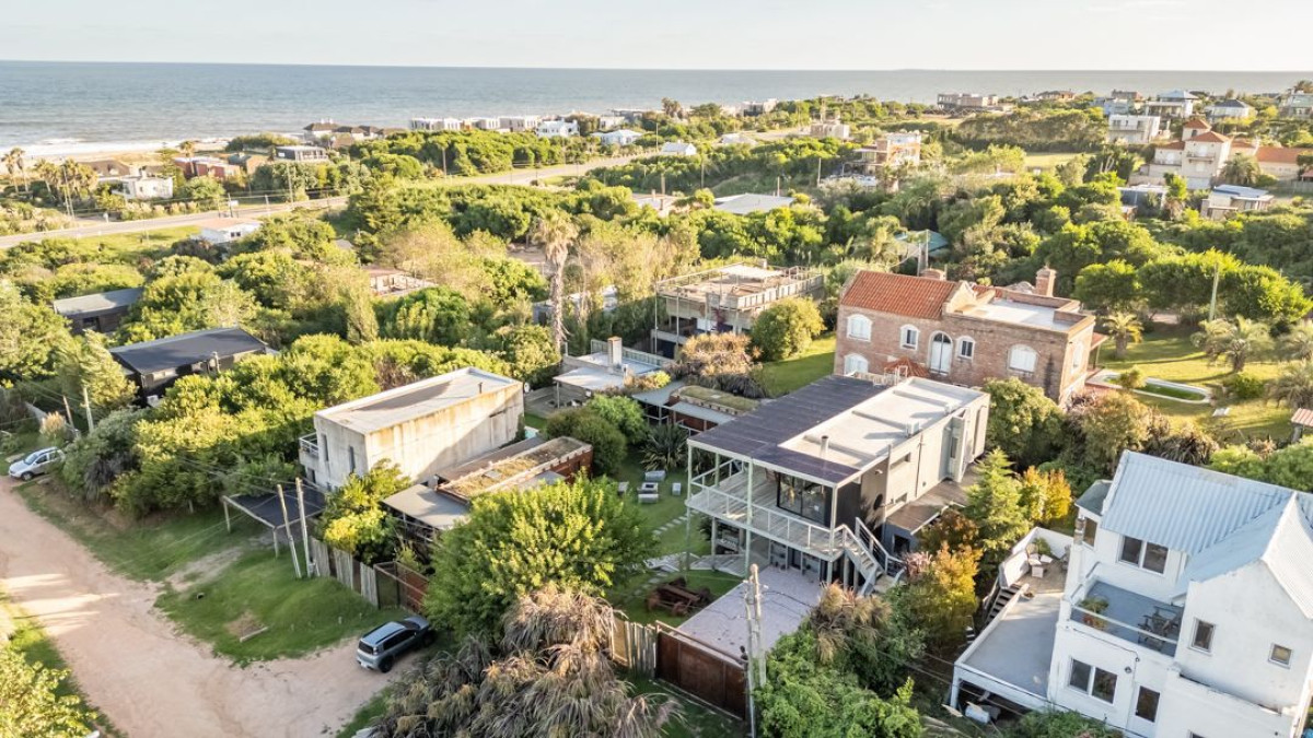 Moderna casa en el chorro.