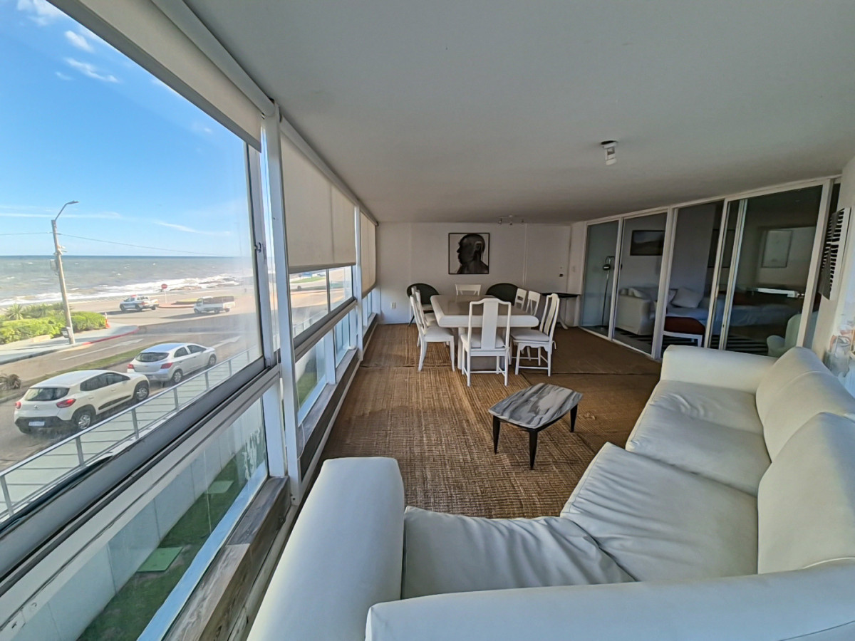 Venta apartamento 4 Dormitorios Península Punta del Este
