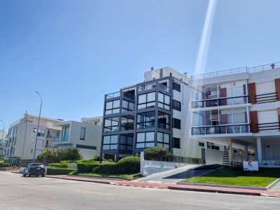 Alquiler temporal Apartamento 3 Dormitorios con Piscina Península Punta del Este