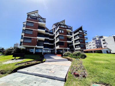 Alquiler Invernal Apartamento 2 Dormitorios con vista al Mar Aidy Grill Punta del Este
