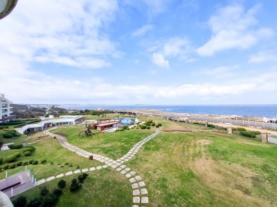 Venta PentHouse Con Piscina Propia Playa Mansa Punta del Este