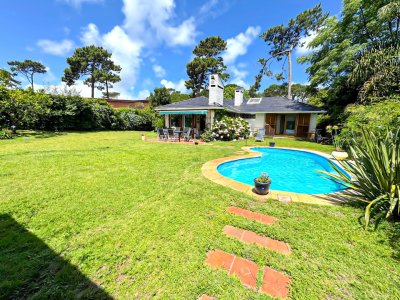 Alquiler Temporal Casa 4 Dormitorios Cantegril Punta del Este