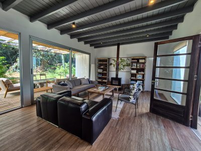 Alquiler Anual Casa 3 Dormitorios Barrio Privado La Residence Punta del Este 