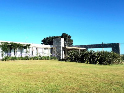 Alquiler Temporal Casa 3 Dormitorios con Piscina San Vicente José Ignacio 