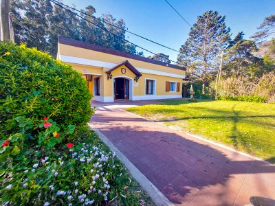 Alquiler Temporal Casa 4 Dormitorios Pinares Punta del Este 