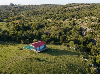 Venta Chacra Turistica 5 hectáreas con cabaña 2 Dormitorios en Sierras de Carape Maldonado