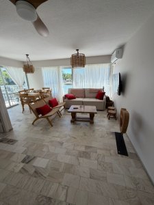 Hermoso apartamento reciclado!