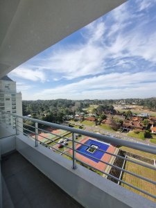 Apartamento en venta de 2 dormitorios y 3 baños en Roosevelt Punta del Este 