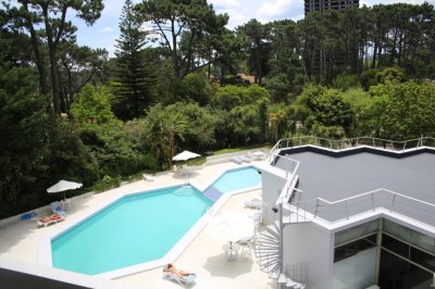 Hermoso apartamento en Roosevelt de 1 Dormitorio en Alquiler