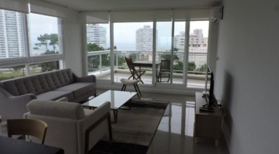 Venta apartamento de 2 dormitorios, Punta del Este!!!