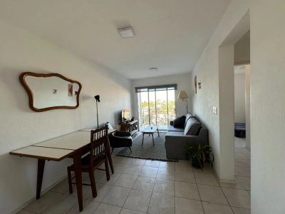 Apartamento en venta sobre Joaquinde Viana-Maldonado