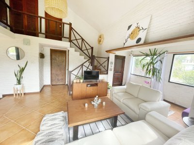 Alquiler temporada casa en pinares 