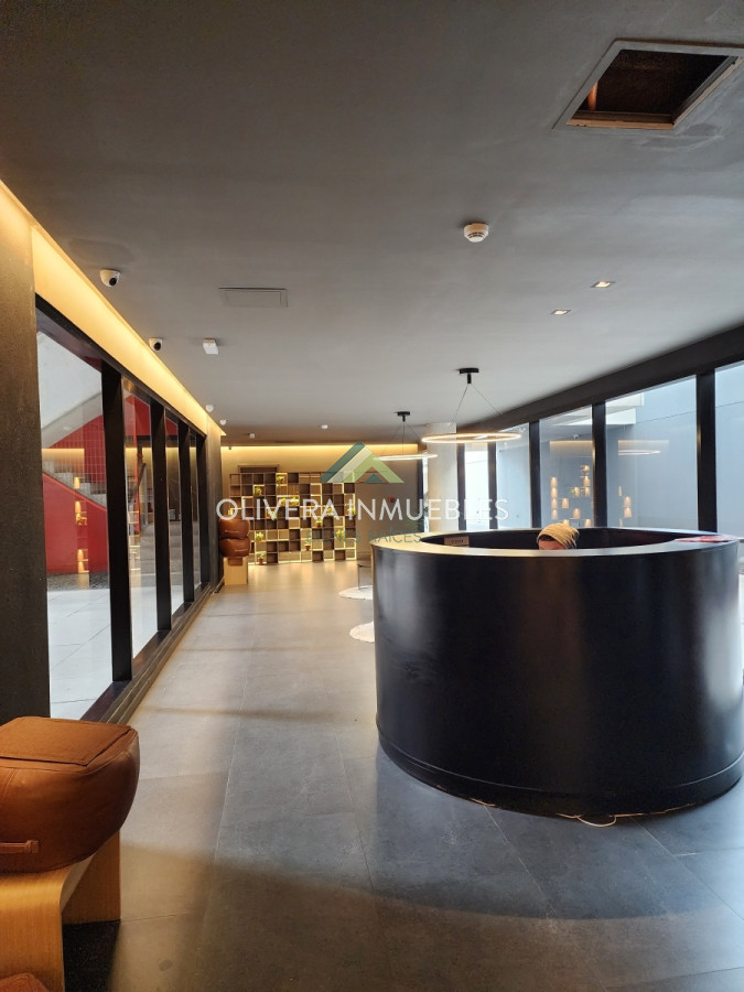 HALL ENTRADA Y COWORK