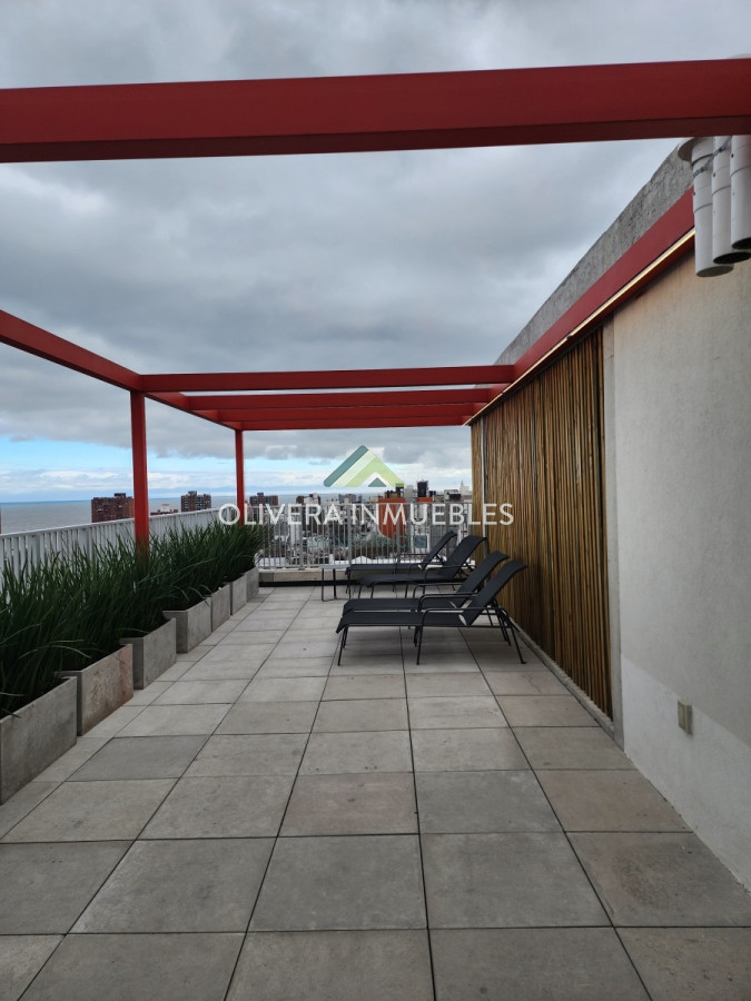 ROOFTOP CON SOLARIUM