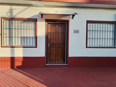Se Alquila Casa de 3 Dormitorios en Villa Española