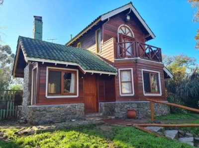 Se Vende Casa Cabaña Chalet 4 dormitorios en Lezica
