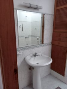 Se Vende Buena Propiedad En Ph Al Frente. En Maroñas