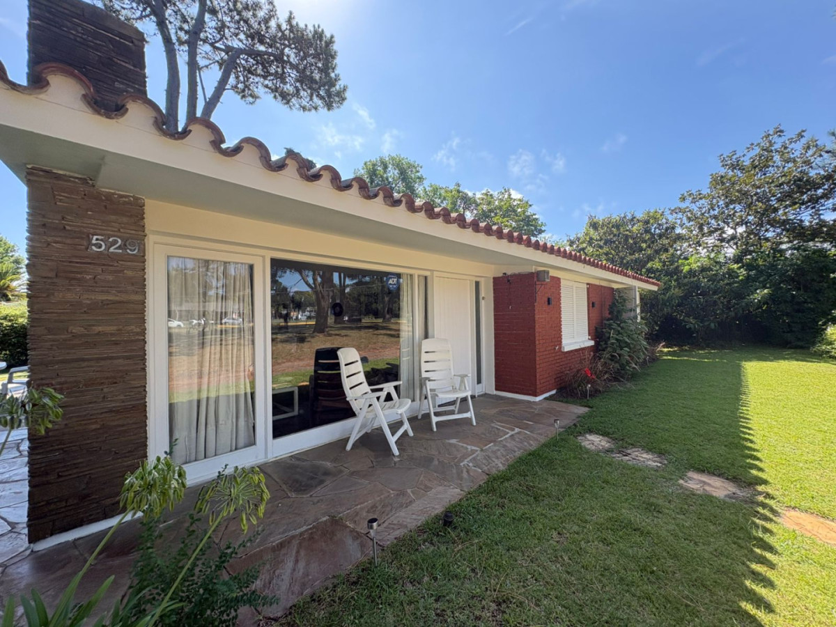 Alquiler de Casa de 3 dorm + 3 baños . Excelente Ubicación 