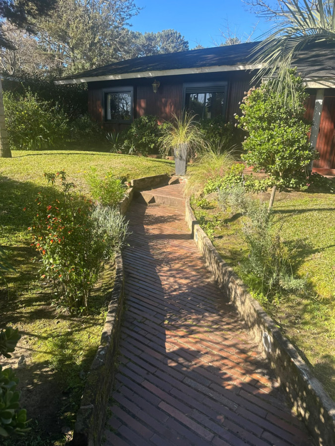 Alquiler Temporario Casa 4 dorm Punta del este 