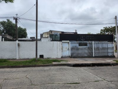 Se vende local comercial en Cerrito de la Victoria