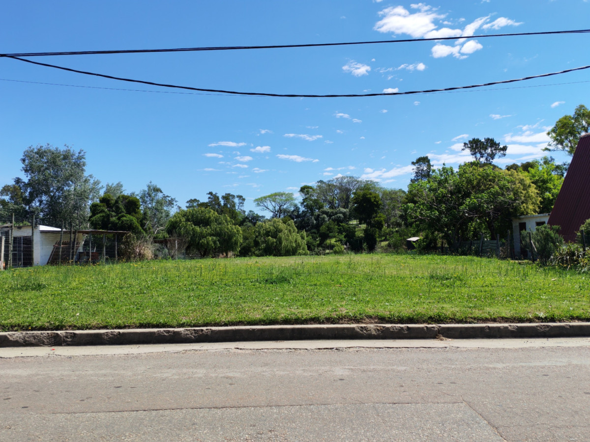 TERRENO 1000 M2 UBICADO EN LA CASCADA BARRIO BEAULIEU