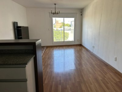 Alquiler Apartamento 2 dormitorios Cordon Montevideo. S