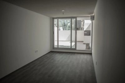 Alquiler Apartamento 1 Dormitorio Pocitos Montevideo M(Con Patio y Parrillero)