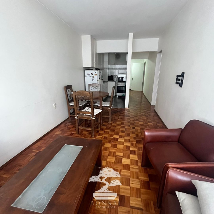 Venta Apartamento 2 Dormitorios Centro Montevideo C