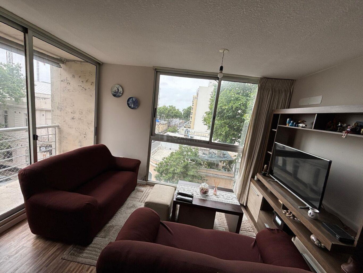 Venta Apartamento 2 dormitorios Cordon Sur Montevideo. S