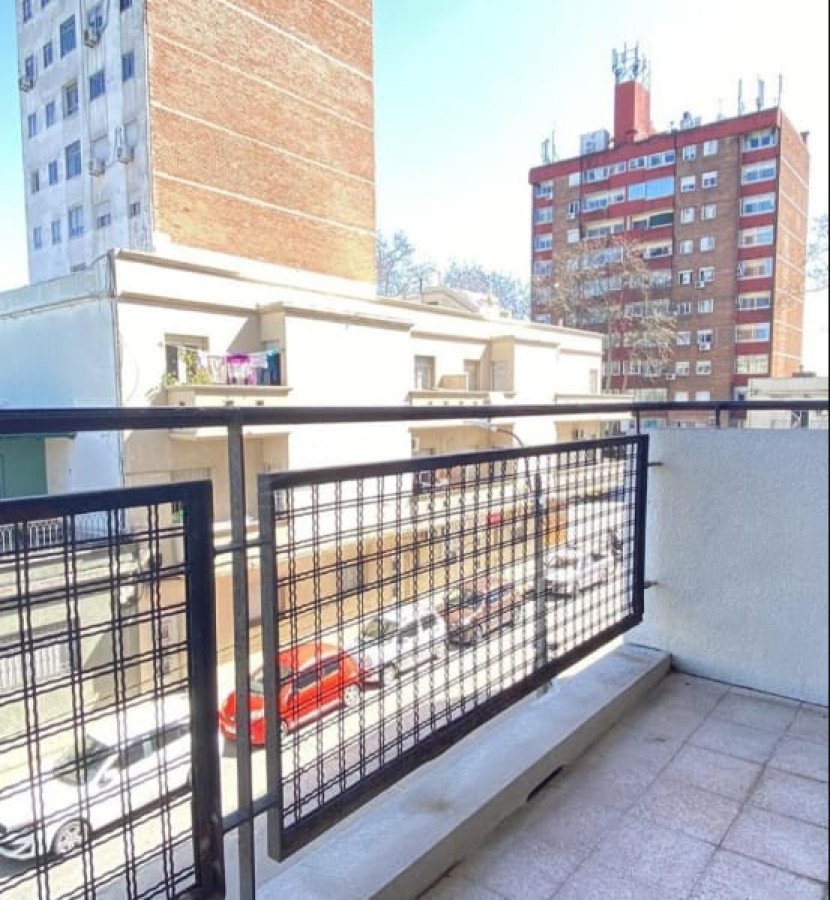 Venta Apartamento 3 dormitorios 2 baños Unión Montevideo V