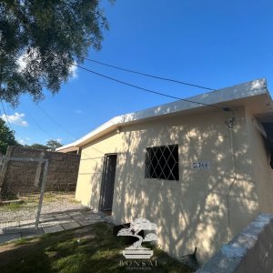 Venta Casa 2 Dormitorios Con Amplio Terreno Florida Mp.