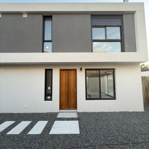 Venta Casa 3 Dormitorios a Estrenar Barra de Carrasco F 