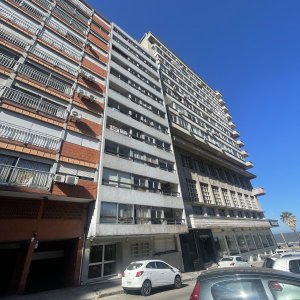 Alquiler Apartamento 2 Dormitorios Amoblado Al Frente Punta Carretas Montevideo St