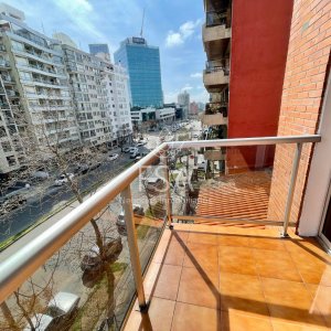 Alquiler Apartamento Monoambiente Balcón al Frente Pocitos Montevideo St