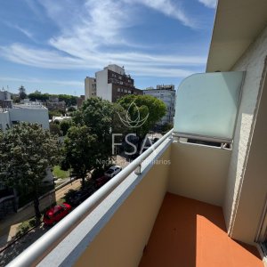 Alquiler Apartamento 2 Dormitorios Cochera Buceo Montevideo E