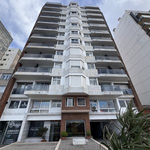 Alquiler Apartamento 1 Dormitorio Parrillero Malvin Montevideo Ev